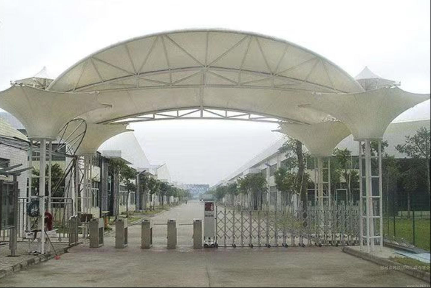 膜结构遮阳隔热棚