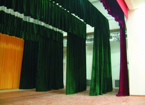  舞台幕布